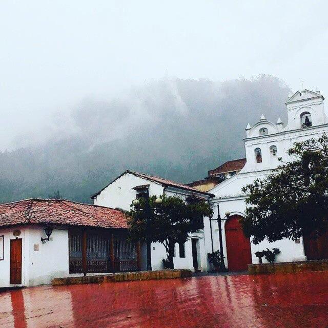 Amoblado Bogota, Wifi, Agua Caliente Appartement Kamer foto