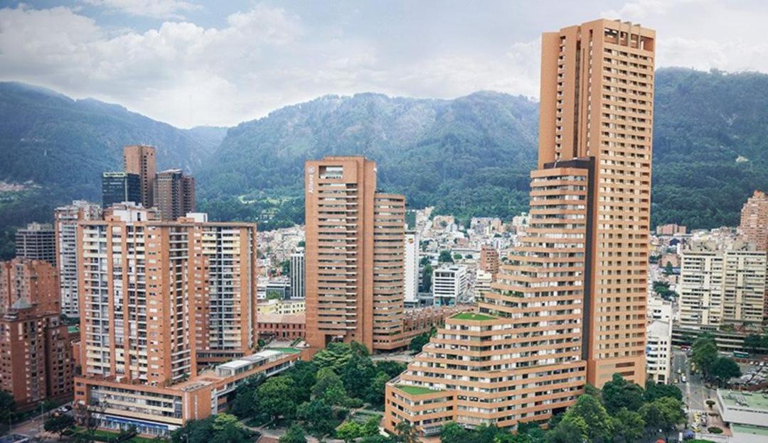 Amoblado Bogota, Wifi, Agua Caliente Appartement Buitenkant foto